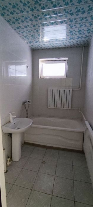 Куйчиликда 4 сотих катеж сотилади. 2017 йил курилган.