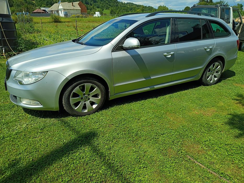 SKODA Superb 2011 — imagine 3