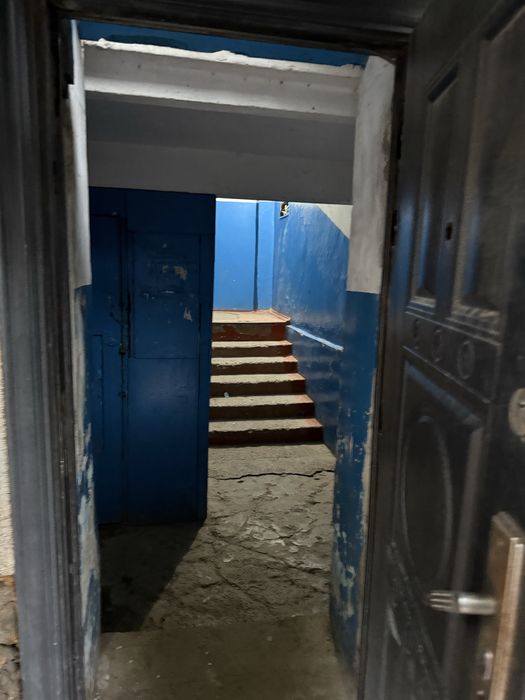 Продам квартиру двухкомнатную