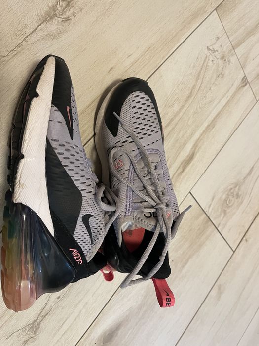 Adidasi nike culoare mov talpa usoara