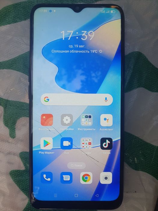 Телефон Oppo A16