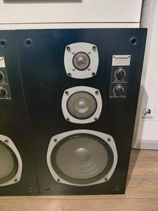 Тонколони Hitachi HS 530