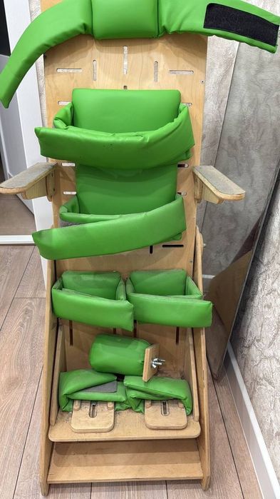 Продам вертикализатор  для детей с диагнозом дцп