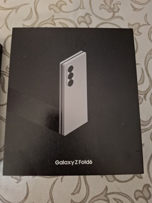 SamsungGalaxy Z Flip 6 – чисто нов, гаранция