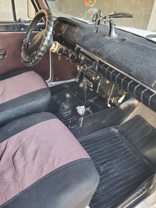 Москвич сотилади