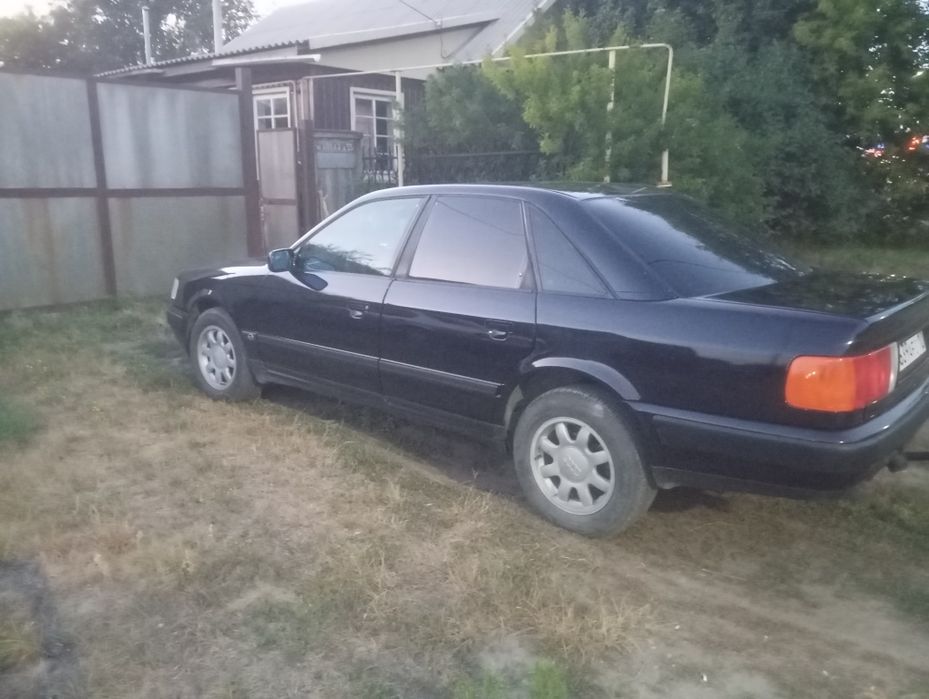 Продажа Ауди 100 с4