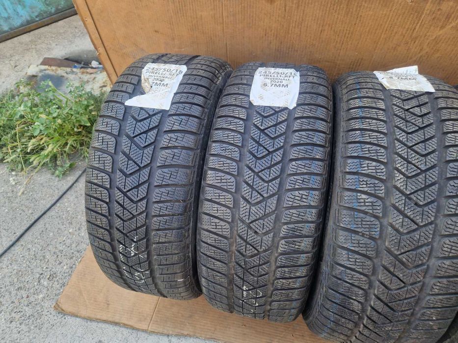 4 Pirelli R18 245/50 Зимни гуми  DOT2820