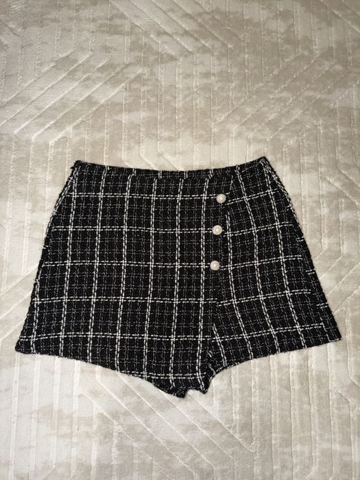 Пола-панталон от букле