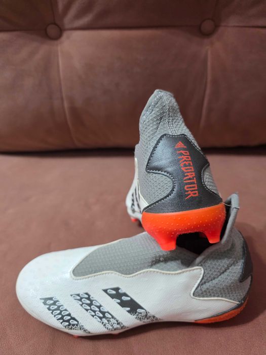Vand ghete fotbal ADIDAS Predator Freak 3 mar 34