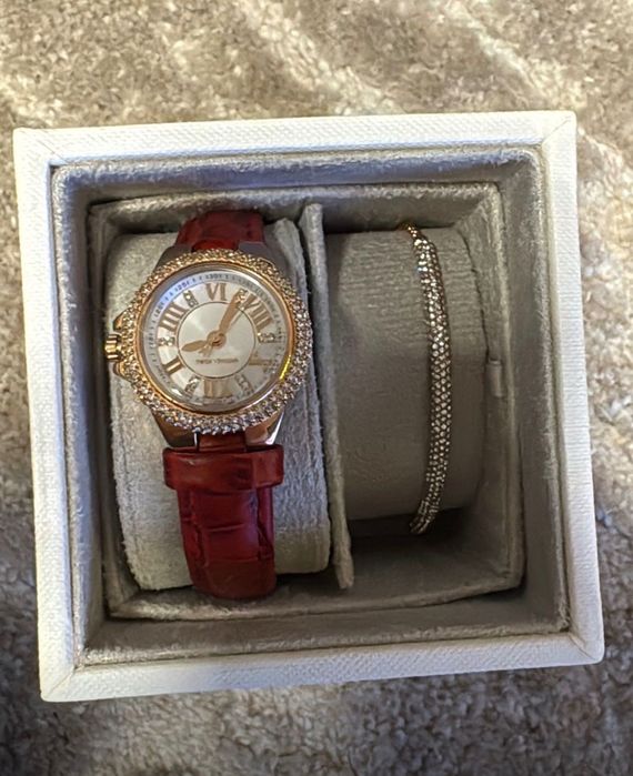 Ceas ,ceasuri damă și bărbați