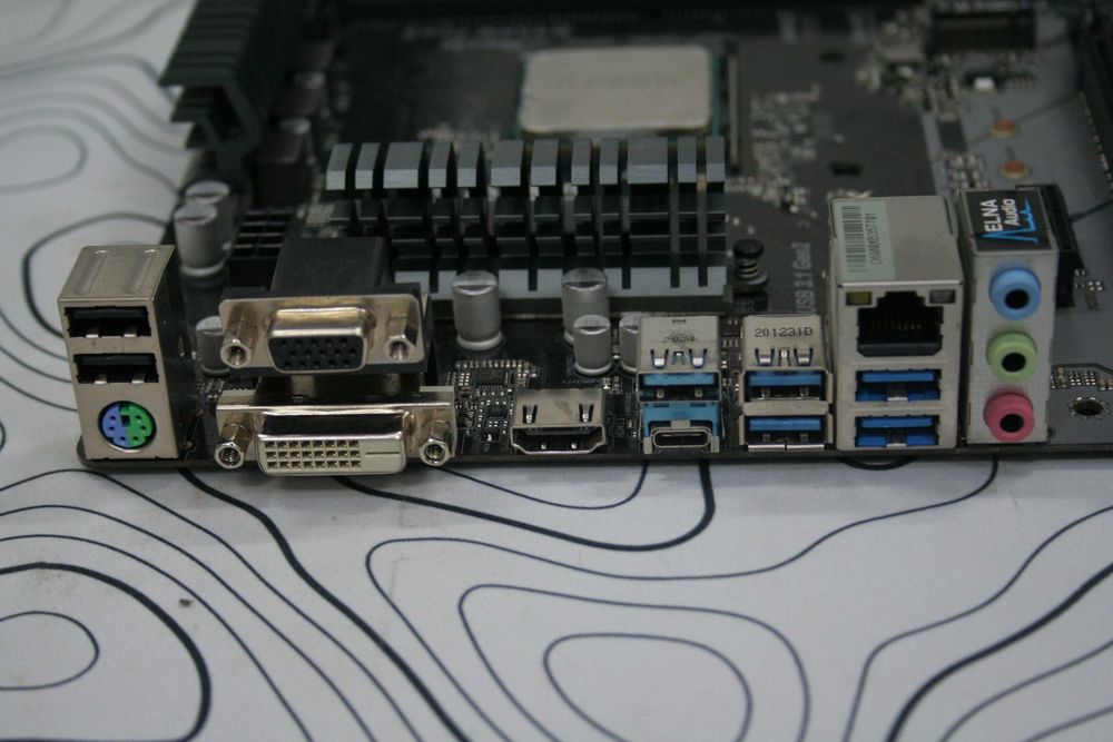 Материнская Плата B450 Gigabyte