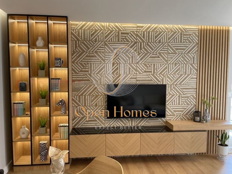 Продава се Двустаен апартамент в Пловдив, Остромила - 69 кв.м за 1883 €/кв.м - Снимка #5