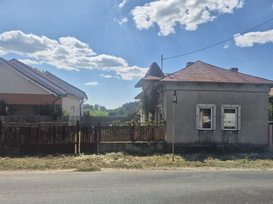 Vând casa in Slatioara