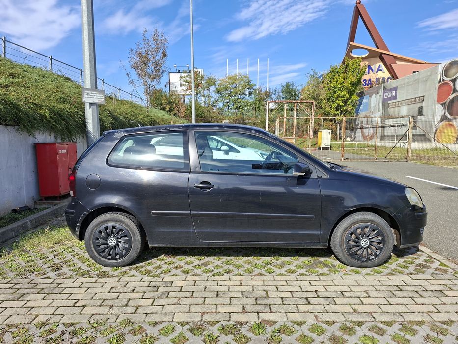Продавам VW Polo 1.4