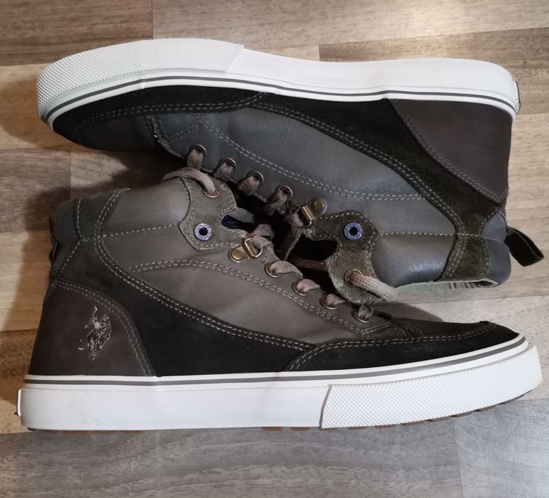 Vând U.s Polo Assn. -