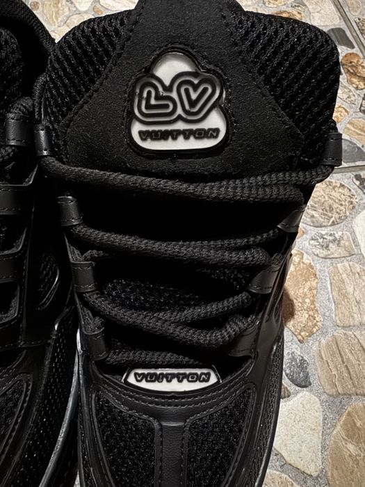 Louis vuitton skate black