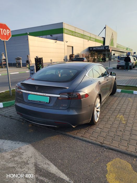 Tesla Model S P85+ Free Charge 7 locuri