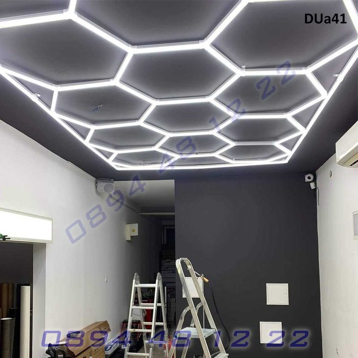 Лед светлина пчелна пита автомивка салон гараж шоу руум осветление led