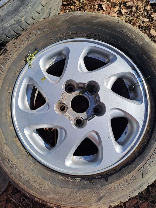 Диски на тойота камри 20.