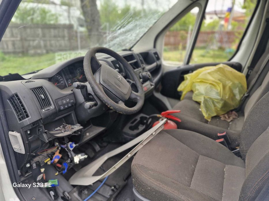 Peugeot Boxer Maxi 2020 AVARIAT