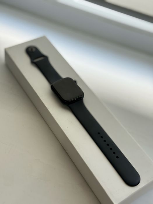 Apple watch 8 series