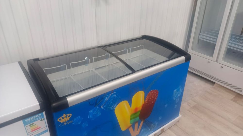 Морозильник овальный стекло