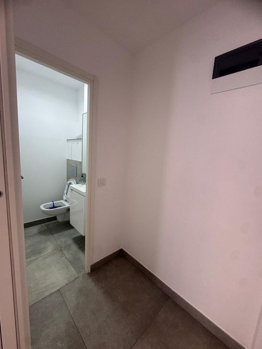 Inchiriez spatiu comercial strada Primaverii