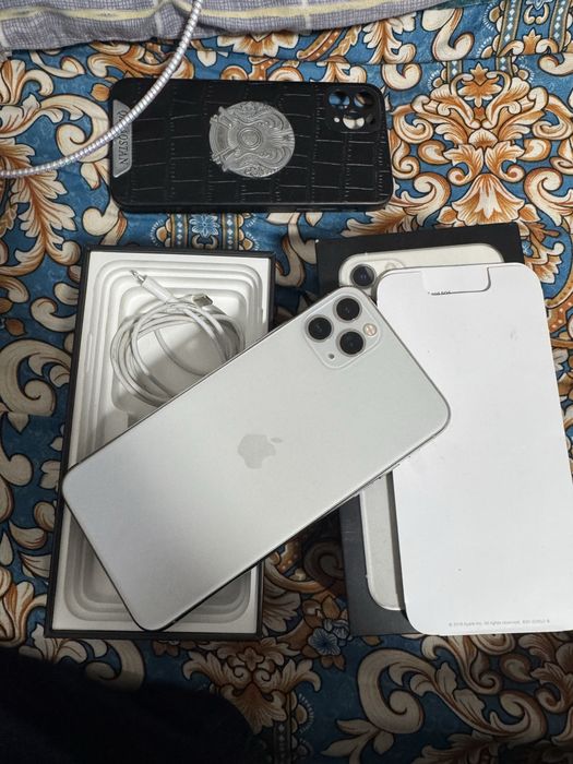 Айфон 11 про макс 64 гб