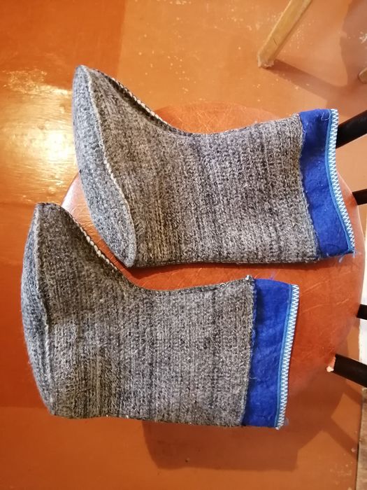 Продам детские резиновые сапоги