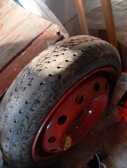 Резервна гума патерица Фиат Ланчия Алфа лада