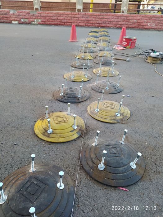 Лежачий полицейский  200000 тыс до 240 000 за метр