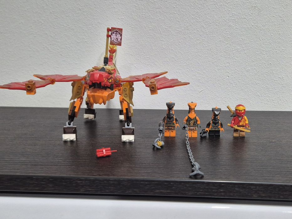 LEGO NINJAGO Dragonul EVO de Foc al lui Kai 71762