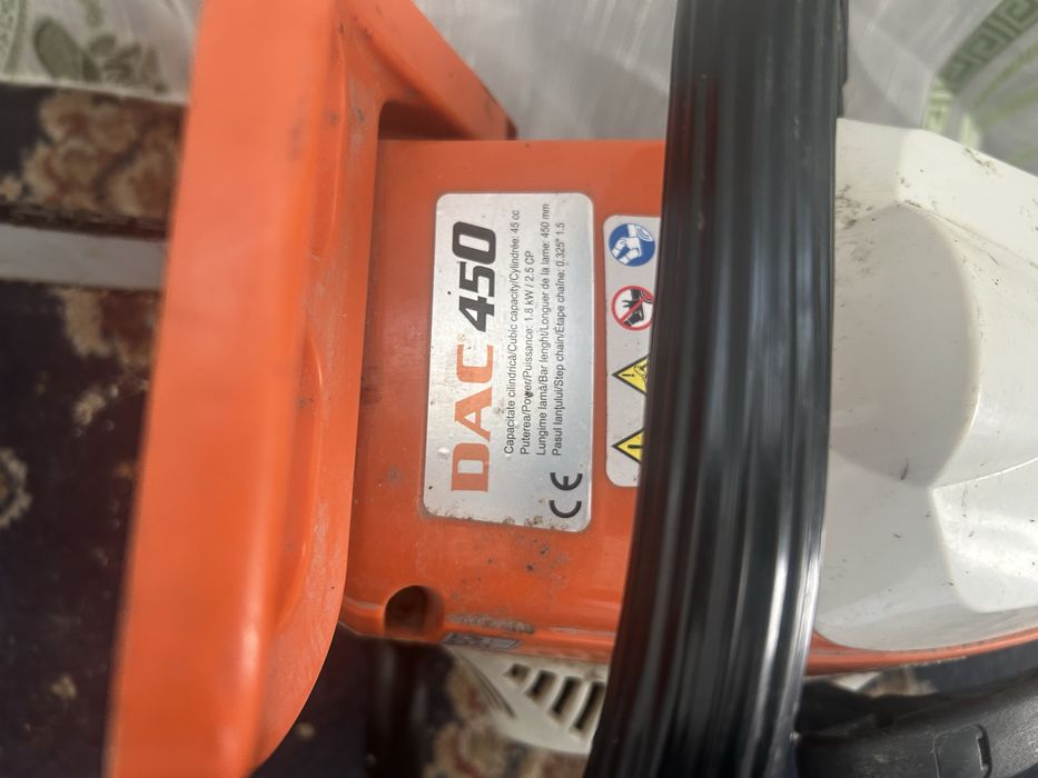 Vand Drujba Dac 450 in stare buna