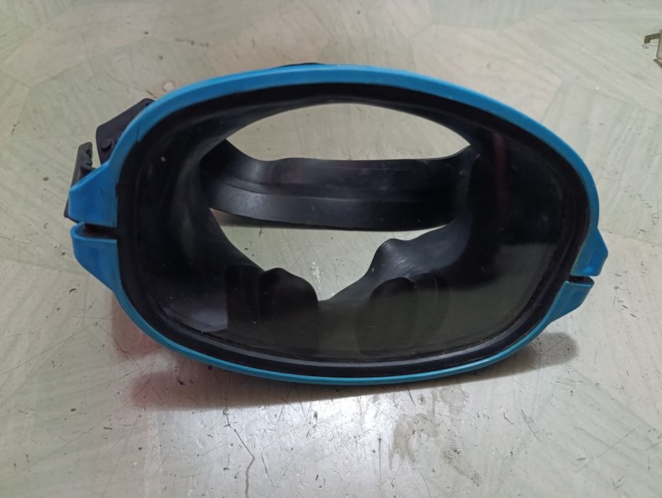 Маска для плавания