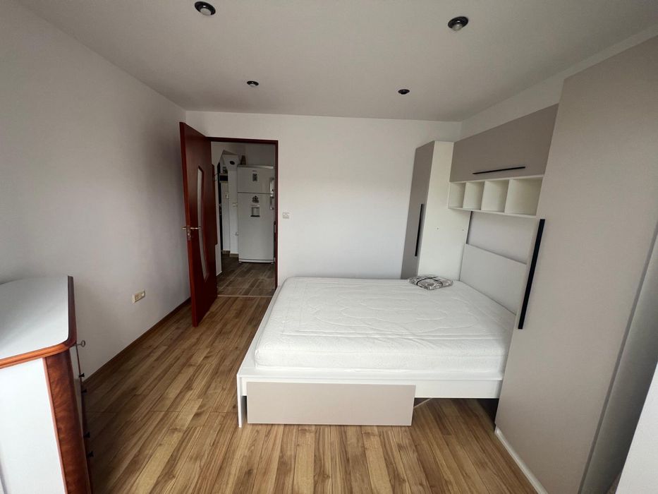 Inchiriez ap. 2 camere decomandate