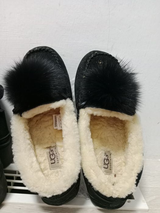 Продам две обуви за 3000