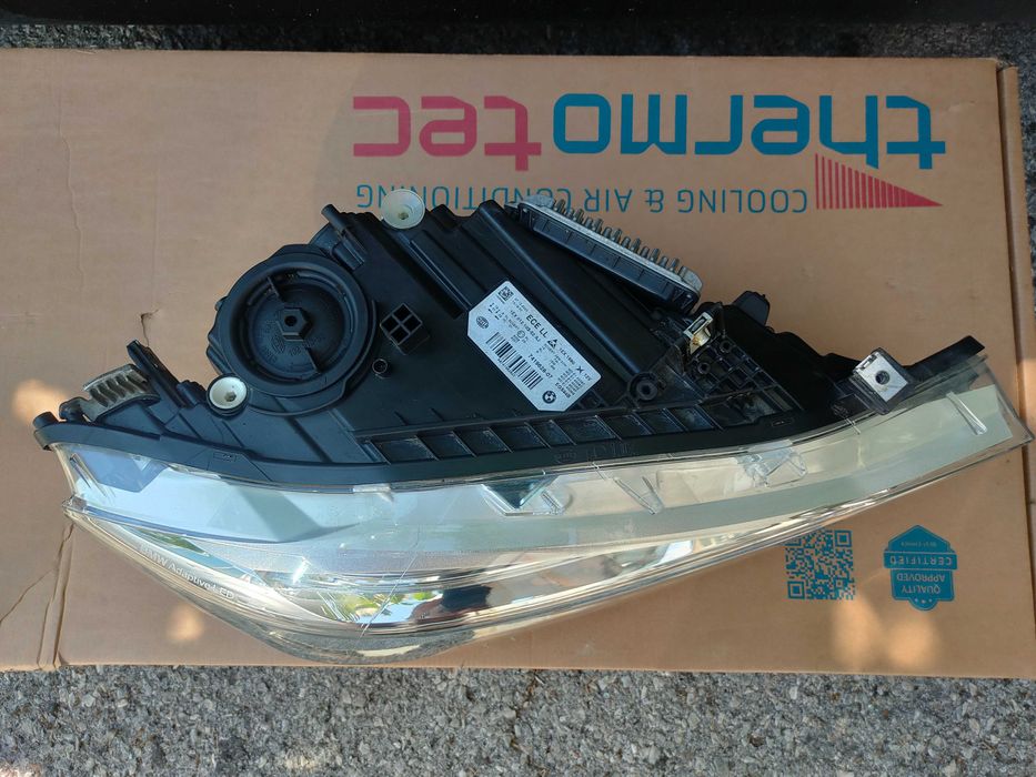 Оригинален Adaptive FULL LED десен фар за BMW f30/f31 facelift