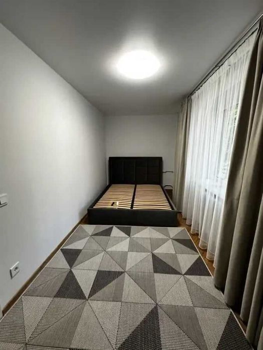 Дава се под наем Двустаен апартамент в София, Зона Б-19 - 68 кв.м за 586.5 € - Снимка #3