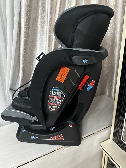 Срочно продам автокресло