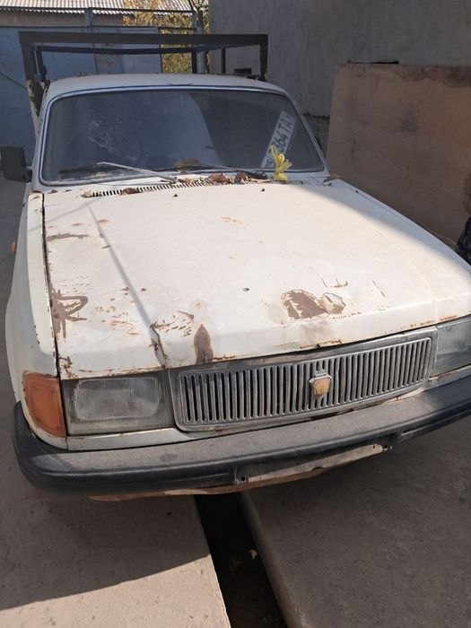 Волга 3129 сотилади ишлаб турибти