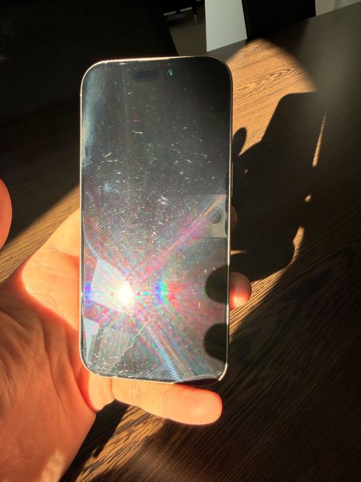 Iphone 16 pro  gold 256gb