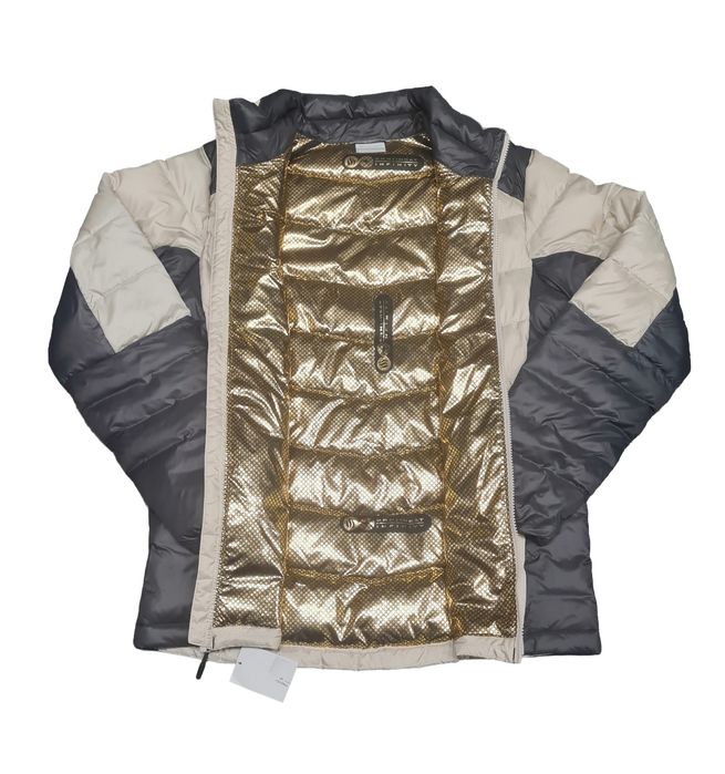 Мъжко Яке Columbia 

Чисто новo с етикети.

Размер M

Цена 139 лв.