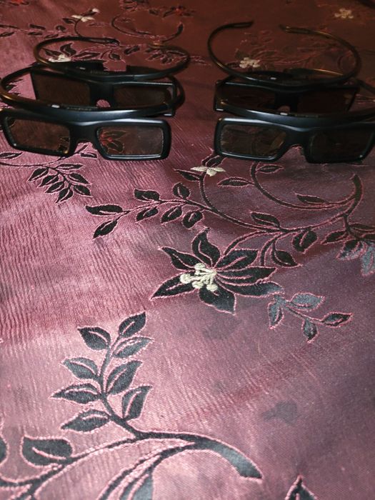 Продам ,обменяю 3D телевизор Samsung