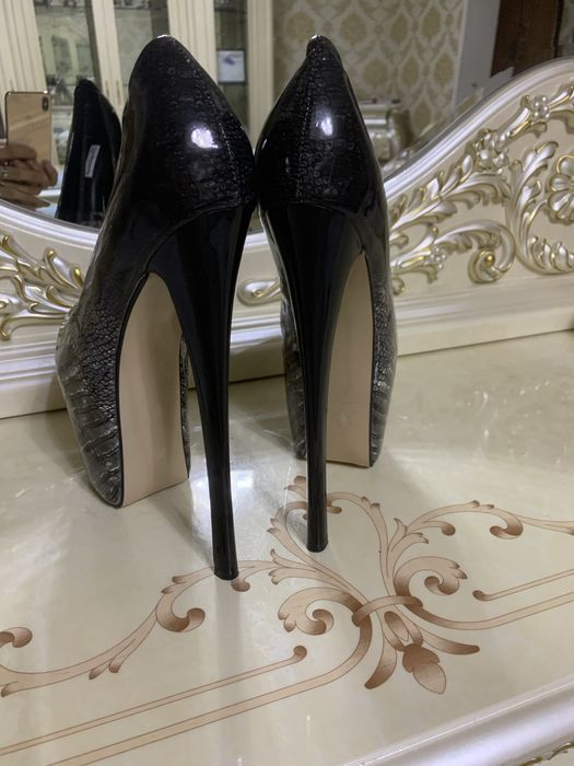 Новые каблуки с большим размером