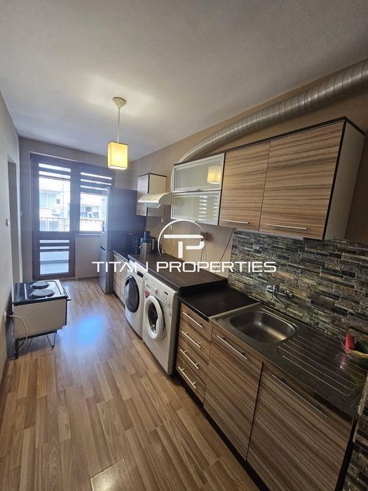 Дава се под наем Двустаен апартамент в Бургас, Лазур - 70 кв.м за 433.5 € - Снимка #2