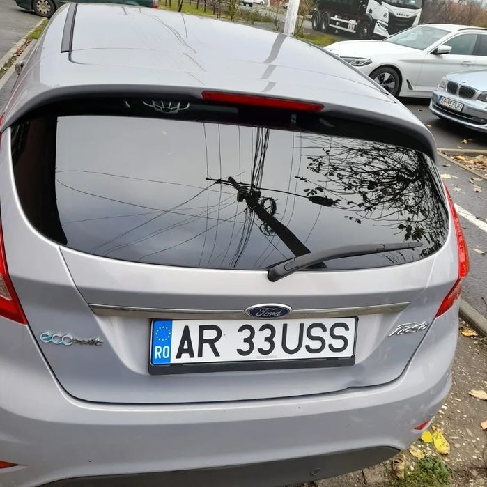 FORD FIESTA An 2011 euro5Pret 2750 e negociabil