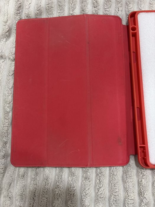 Чехлы на Iphone 11