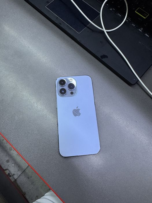 iPhone 13 pro ideal