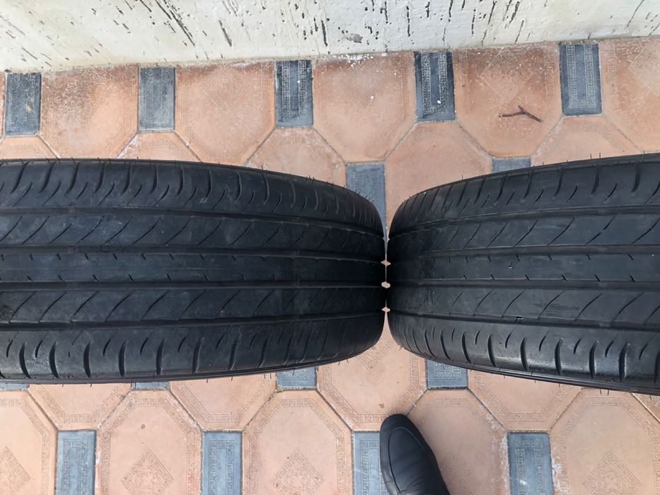 Шины 225/45/18 бу летние