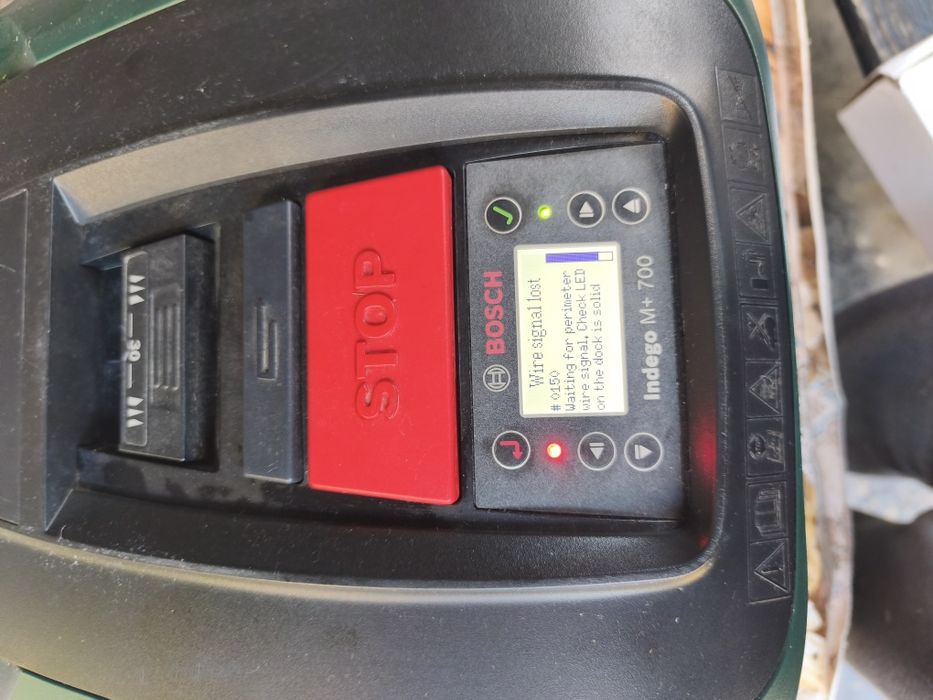 Robot iarbă Bosch Indego M+700